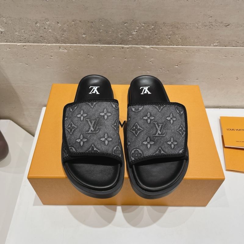 Louis Vuitton Slippers